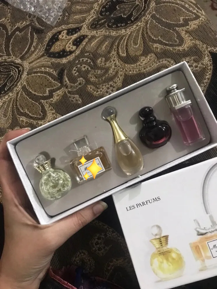 5 Mini Perfume Set- Gift For Your Loved Ones